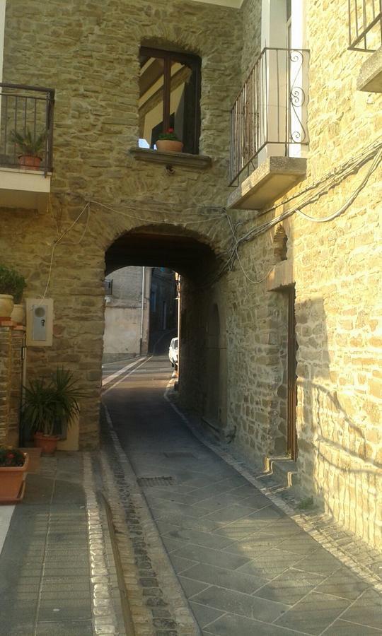 Pozzo Medievale Prignano Cilento Bagian luar foto