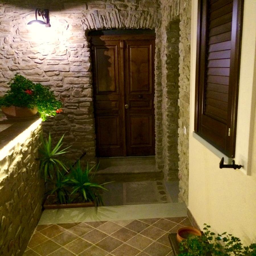 Pozzo Medievale Prignano Cilento Bagian luar foto