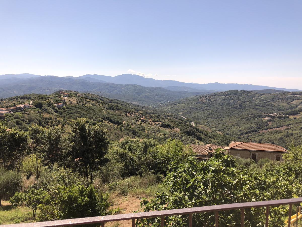 Pozzo Medievale Prignano Cilento Bagian luar foto
